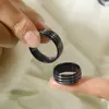 Anillo de Acero Inoxidable Acero de Titanio Anillo para Dedo Índice de Hombre Placa Ligera Venta Caliente Transfronteriza Moda Personalizada Europea y Americana Anillo de Pareja al por Mayor