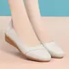 Zapatos de Mamá, Zapatos de Cuero para Primavera y Otoño, Nuevo Modelo 2026, Zapatos Planos Cómodos de Suela Suave para Mujer, sin Cordones, para Mujeres de Mediana Edad y Mayores