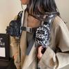 Mini Bolsa para Audífonos con Forma de Labial 2025 Nueva Tendencia Moda Colgante Bolso Diseño Nicho Tela Hombro Cruzado