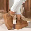 Botas de neve de inverno femininas, quentes, tamanho grande, sapatos de estudante, novo modelo 2026, couro e pele integrados, alça elástica, botas curtas de algodão com sola grossa