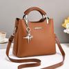 Bolsas de alta capacidade de fábrica com senso de luxo e textura de estilo estrangeiro para mulheres bolsas simples explosões de celebridades da internet bolsas femininas por atacado