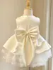 Vestido de cumpleaños de un año para niñas, nuevo estilo 2026, vestido de dama de honor, vestido de princesa de satén blanco para niñas pequeñas