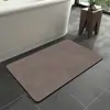Tapete de baño más vendido de TEMU, tapete suave de tierra de diatomeas fuertemente absorbente de agua, tapete para pies antideslizante absorbente de agua para baño, disponible para etiquetado y envío