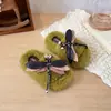 Moda para Niñas Zapatillas de Algodón con Adorno de Libélula y Pedrería, de Punta Abierta con Tira, Estilo Nuevo para Niños Medianos y Mayores, Zapatillas de Algodón para Exteriores con Suela Gruesa