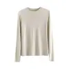 Camiseta blanca de manga larga para mujer para otoño, top de capa base con hombros normales, favorecedora y versátil, camiseta interior básica de cuello redondo