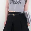Cinto Feminino Moderno com Toque de Luxo, Adequado para Vestidos e Calças, Fivela de Pino Simples, Estilo Levemente Vintage, Cinto Fino de Couro para Mulheres, Disponível para Atacado
