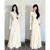 Vestido Feminino Preto com Estampa de Lótus Florescente Cauda de Peixe Camada de Tricô para Outono/Inverno Base Justa ao Corpo Saia Longa Fina