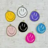 Aleación Joyería de Goteo de Aceite Accesorios Colgante de Cara Sonriente Pulsera DIY Collar Pendientes Llavero Accesorios Personalizados