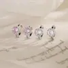 Clipe de orelha redondo de diamante rosa sem furo para orelha, rede de coração de menina super doce, venda popular de clipe de orelha de bulbo pequeno de zircônia rosa