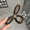 Pinza de Garra Completa de Pedrería Brillante de Lujo Ligero para Mujeres, Pinza de Tiburón para Moño en la Parte Posterior de la Cabeza, Pinza de Pelo de Temperamento Elegante, Accesorio para el Cabello, Tocado de Moda para Mujeres