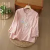 Camisa bordada para mujer, nuevo estilo de verano, ropa de verano, algodón y lino jacquard, estilo chino retro, con botones decorativos, cuello mandarín, top de manga tres cuartos