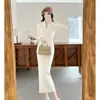 Vestido de Punto Elegante Estilo Francés Transfronterizo para Mujer, Cuello en V, Manga Larga, Ceñido a la Cintura, Adelgazante, Bodycon, Longitud Media, Vestido Base Ajustado