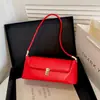 Bolso de axila estilo retro Maillard para baguette para mujer solapa con hebilla metálica correa larga de un solo hombro minimalista versátil para el día a día para mujer