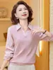 Camiseta de Estilo de Mamá Falsa Dos Piezas de Manga Larga para Mujer, Nueva Moda Primavera y Otoño 2025, Elegante para Edad Media, Corte Holgado, Cuello Solapa, Camiseta Básica