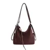 2026 Nova Bolsa de Ombro Única de Camurça e Pelúcia Retrô de Nicho para Mulheres Bolsa Tote de Couro Macio de Grande Capacidade Bolsa de Braço Versátil e Fashion