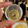 Adesivo de celular estilo Shuibei em ouro puro 999 com motivos de dinheiro e ovelhas, acessório criativo para atrair clientes, brindes no atacado