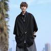 Camisa Branca de Manga Curta para Homens e Mulheres 2026 Nova de Verão com Design de Gravata Corrente Estilosa Camisa Jaqueta de Manga Três Quartos