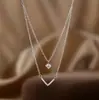 Collar de Diamante Flash de Doble Capa en Forma de V para Mujer Lujo Ligero Diseño de Nicho Sentido de la Moda Estilo Ins Cadena de Clavícula Elegante Exquisita Venta al por Mayor