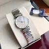 Reloj de Pulsera Wave Pointer para el Hogar Corazón Luna Reloj de Temperamento Estilo Mismo que las Celebridades de Internet Femeninas Reloj Femenino Jialan Reloj de Gama Alta para Mujer D Hair