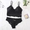 Comércio Exterior Transfronteiriço Conjunto Sexy de Renda com Sutiã Francês Triângulo com Bojo Sutiã Anti-Queda Roupa Íntima para Mulheres