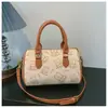 Bolsa de Mão Estilo Coreano para Menina Bolsa Almofada 2025 Nova Bolsa de Ombro com Estampa de Urso Bolsa Transversal de Alta Qualidade Transfronteiriça