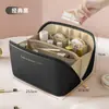 Bolsa de Maquiagem para Mulheres, Portátil, de Aparência Sofisticada, Novo Modelo 2025, Bolsa de Armazenamento de Artigos de Higiene Pessoal para Viagem, Bolsa de Armazenamento em Couro PU para Cosméticos, Presente de Lembrança
