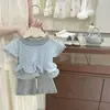 Conjunto de Verão para Meninas 2026 Novo Estilo Coreano Camiseta de Manga Curta e Calça Flare para Bebê Conjunto de Duas Peças Tendência
