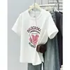 2026 T-shirt Casual de Manga Curta com Estampa de Coração e Fone de Ouvido Estilo Retrô Americano Novo de Verão para Mulheres Plus Size 0160