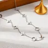 Comercio exterior transfronterizo simple moda titanio acero collar mujeres no se desvanece lujo todo combina personalidad estilo coreano cadena clavícula joyería