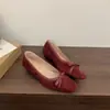 Zapatos de vestir de mujer 2025, nuevo estilo francés, con lazo, punta cuadrada, tacón de cuña y escote bajo, perfectos para combinar con vestidos