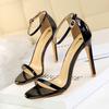 126-A10 Sandalias de Tacón Alto de Moda Simples de Punta Abierta de Estilo Europeo y Americano Tacón Alto Tacón Alto Cuero Patentado Sexy para Mujer