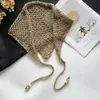 Nuevo Bufón Triangular de Punto Hueco Estilo Coreano, Pañuelo para la Cabeza, Falda y Sobre-Falda para Mujer, con un Toque de Moda de Alta Gama, Versátil para Usar en Capas y como Prenda Exterior