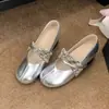 Zapatos planos de estilo francés para aumentar la altura para mujer, nuevos zapatos Mary Jane de otoño 2026, zapatos pequeños de cuero, mocasines, zapatos de vestir