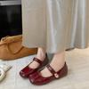 Sapatos Mary Jane Estilo Francês para Mulheres, Novos Sapatos Suaves Estilo Fada de Verão 2025 para Combinar com Saias, Sapatos Baixos Planos com Bico Quadrado