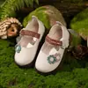 Moda Nova Primavera e Outono Sapatos de Bebê Retro Florais para Caminhar 1-3 Anos Menina Solado Macio Sapatos Pequenos de Couro Princesa Sapatos Individuais