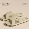 Sandalias de masaje casuales retro para hombre de EVA, nuevo modelo de verano, antideslizantes para interiores, transpirables, resistentes al desgaste, sandalias sin cordones para hombre