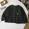 Cárdigan de punto estilo coreano con estampado de lunares y leopardo para niñas, adecuado para niños pequeños y medianos, una prenda exterior versátil para otoño, una chaqueta de estilo retro para bebés niñas.