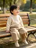 Calça Jogger Infantil Outono Inverno Pinguim Urso Fofo Solta Versátil Calça Esportiva Calça de Moletom Cartoon com Remendos