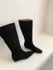 Botas de montar largas de moda 2026 para mujer, con un color caqui retro y un ajuste ceñido, diseñadas para añadir altura