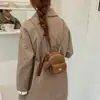 Mochila de moda de gamuza con patrón de rombos estilo tweed y correa de cadena, nueva colección otoño 2026, mochila para mujer de alta calidad y versátil