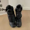 Botas Martin estilosas de salto grosso para mulheres, nova coleção de outono 2026, com estilo de calça, design plissado e comprimento até a panturrilha ou tornozelo.