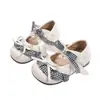 Zapatos de Cuero Personalizados para Niñas, Modernos Zapatos de Cuero Coreanos con Tachuelas, Elegantes Zapatos de Cuero Suave para Desempeño Estudiantil