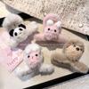 Otoño e invierno Nuevo clip de felpa de oso de dibujos animados lindo peinado dulce de niña clip de tiburón libro rojo pequeño accesorios para el cabello populares