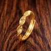 Anillo de cobre chapado en oro vietnamita, exquisito, minimalista, trenzado, anillo índice Mobius, anillo ajustable de nicho al por mayor