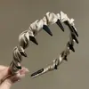 Diadema Peine para Dientes Estilo Coreano de Lujo Ligero para Mujeres, Pinza para el Cabello Antideslizante para Lavarse la Cara, Accesorio para el Cabello Retorcido Plisado, Pasador Versátil Casual de Gama Alta