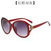 Venta directa de fábrica 2574 elegantes gafas de sol de plástico con montura negra, gafas de sol con protección UV para mujeres europeas y americanas.