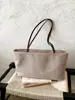 Bolsa tote de grande capacidade para mulheres, novo modelo 2026, de alta qualidade, bolsa simples para o dia a dia, bolsa de ombro e de braço estilosa e versátil