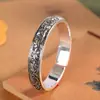 Pulsera Abierta Sólida Estilo Vintage Hecha a Mano con Diseño de Peonía en Relieve en Plata Pura 999.9