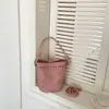 Bolso Cruzado Coreano para Mujer 2026 Nueva Moda de Verano Bolso Cubo Calado Gran Capacidad Bolso Cruzado