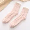 Meias Femininas de Inverno Torcidas Sete Cores que Não Soltam Fiapos Meia-Calça Coral Veludo Meias para Chão de Casa Meias Quentes Espessadas Fabricante Atacado